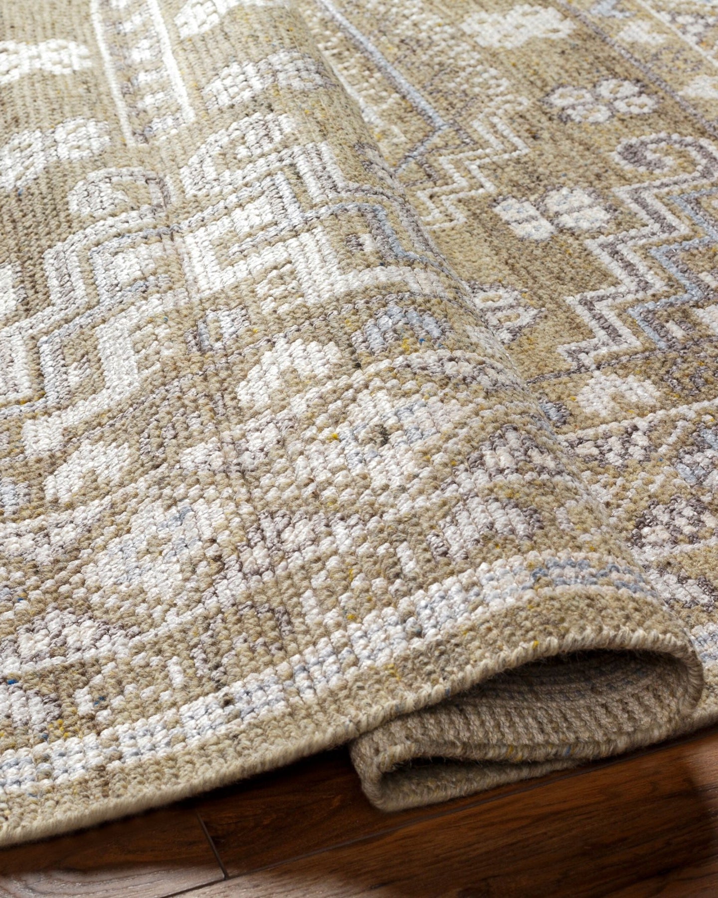 Almeria Beige Handmade Rug - Marble Lotus - Almeria Beige Handmade Rug