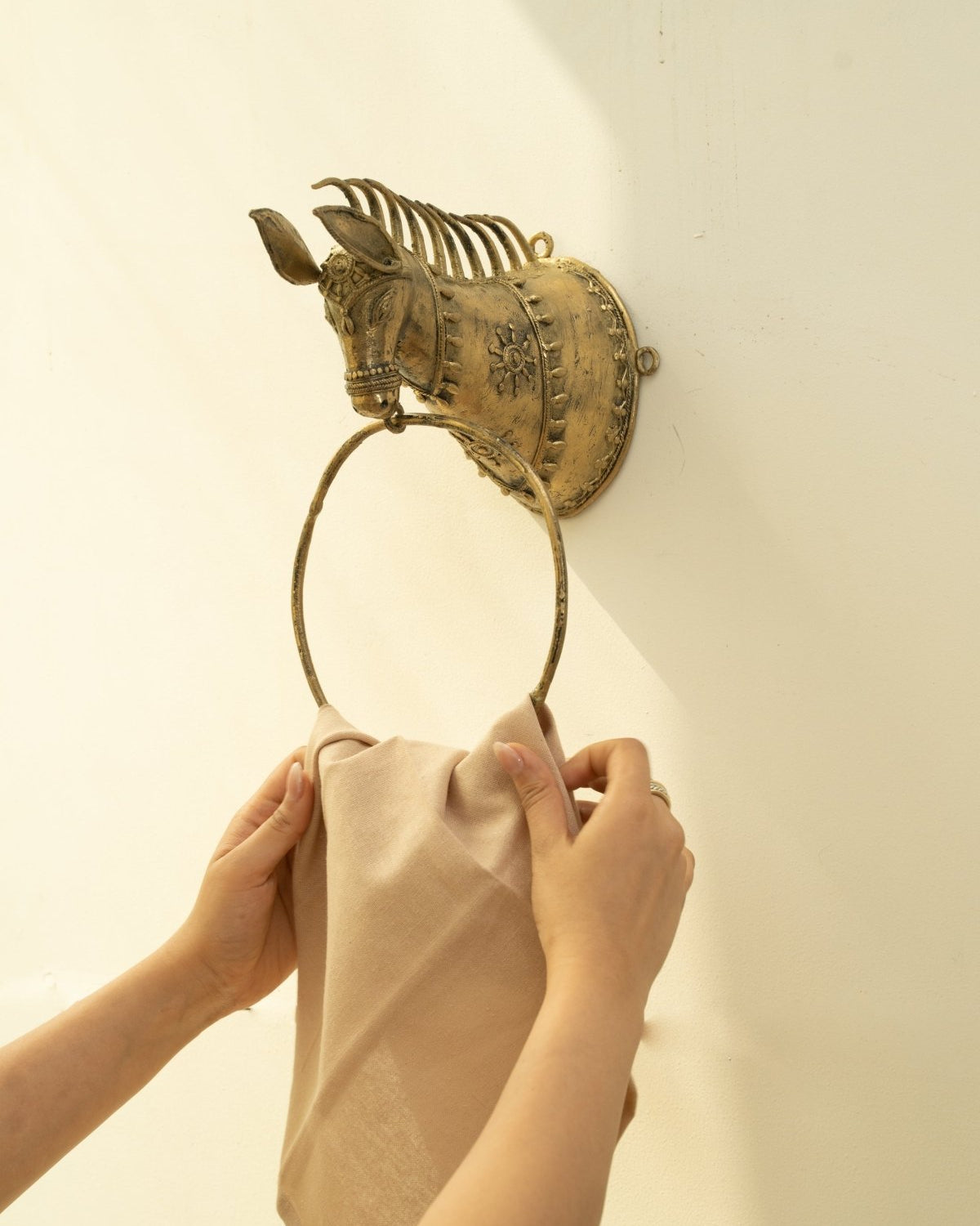 Dhokra Brass Horse Head Towel Ring Holder - Marble Lotus - Dhokra Brass Horse Head Towel Ring Holder