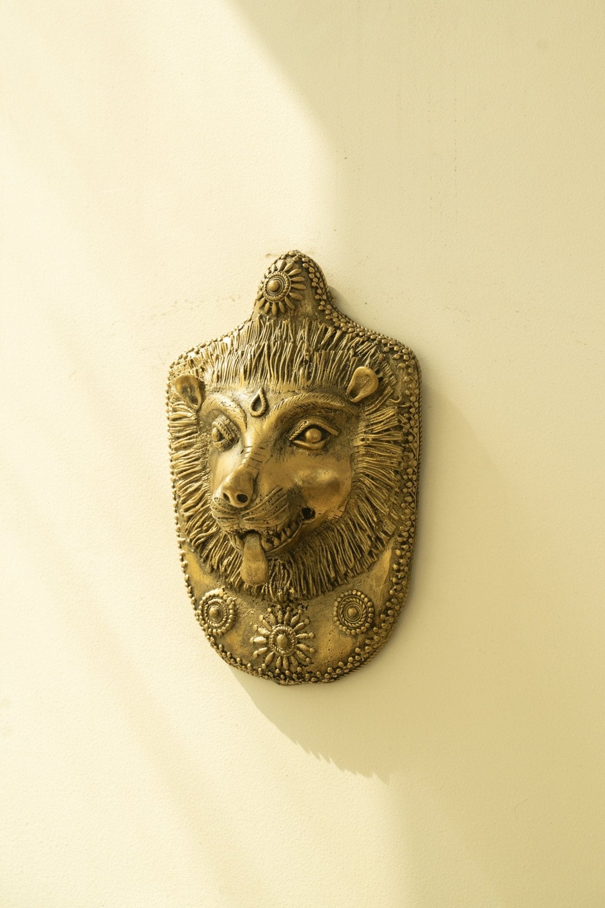 Dhokra Lion Face Brass Wall Hanging - Marble Lotus - Dhokra Lion Face Brass Wall Hanging