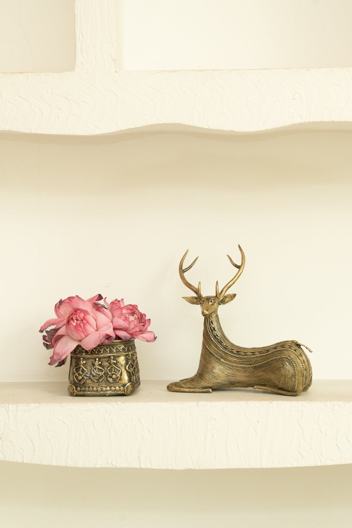 Handcraft Dhokra Penstand - Marble Lotus - Handcraft Dhokra Penstand