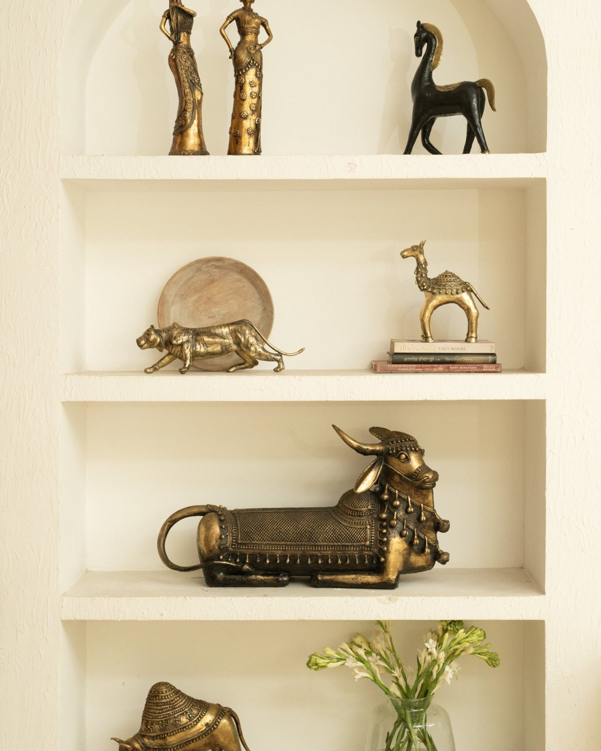 Handcrafted Jaguar Showpiece - Marble Lotus - Handcrafted Jaguar Showpiece