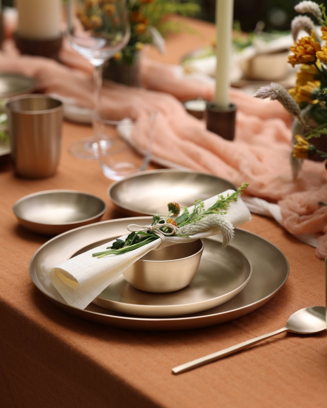 Luxe Kansa Dinner Plate, 10.5" - Marble Lotus - Luxe Kansa Dinner Plate, 10.5" - Fleck