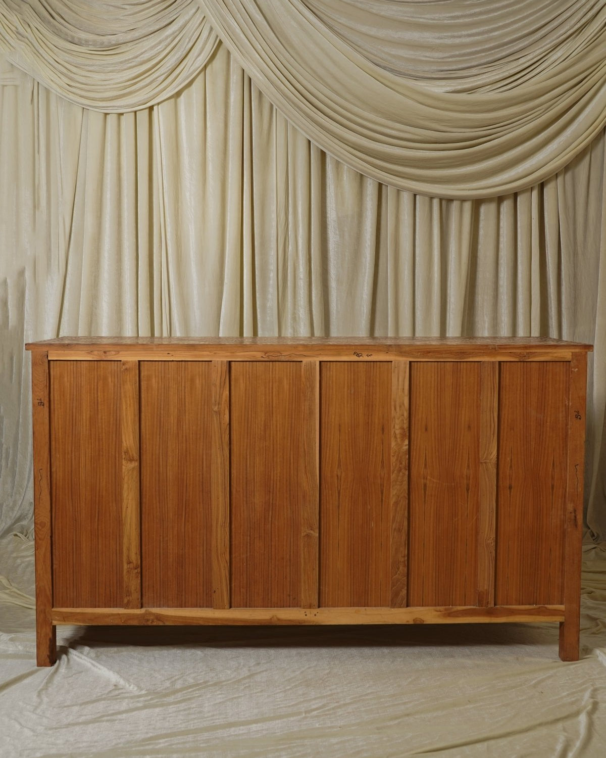 Maharani Regal 7-Drawer Dresser - Marble Lotus - Maharani Regal 7-Drawer Dresser
