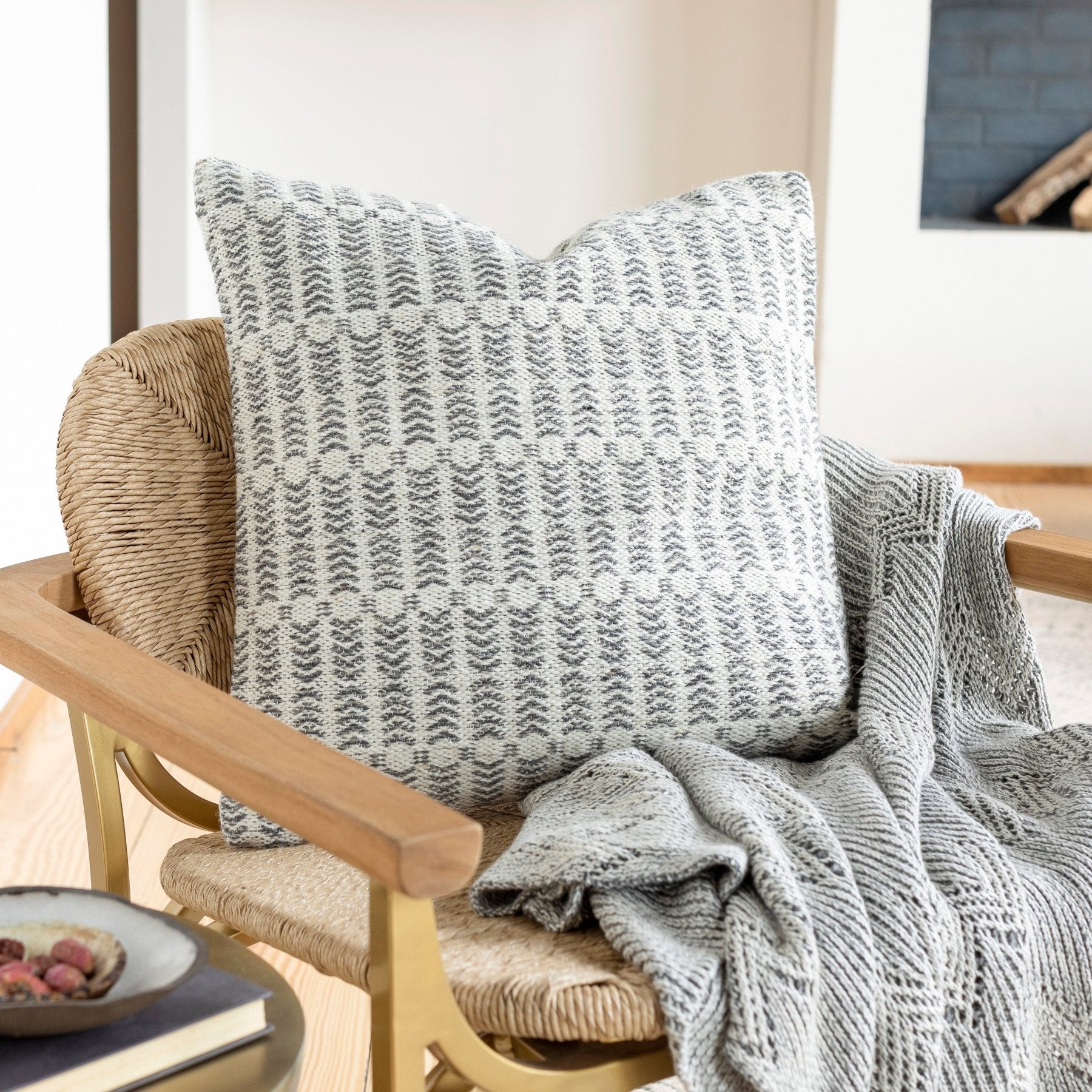 Modern Ivory Woolen Pillow - Marble Lotus - Ivory Woolen Pillow
