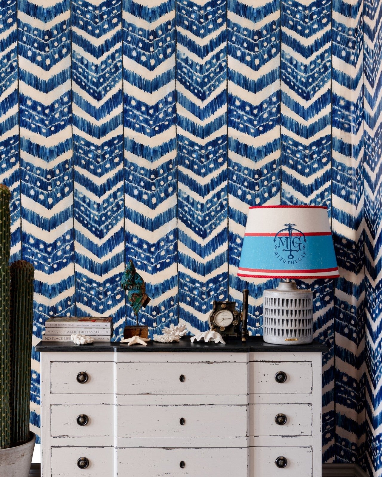 TURKISH IKAT Indigo - Marble Lotus - Turkish Ikat Blue Wallpaper