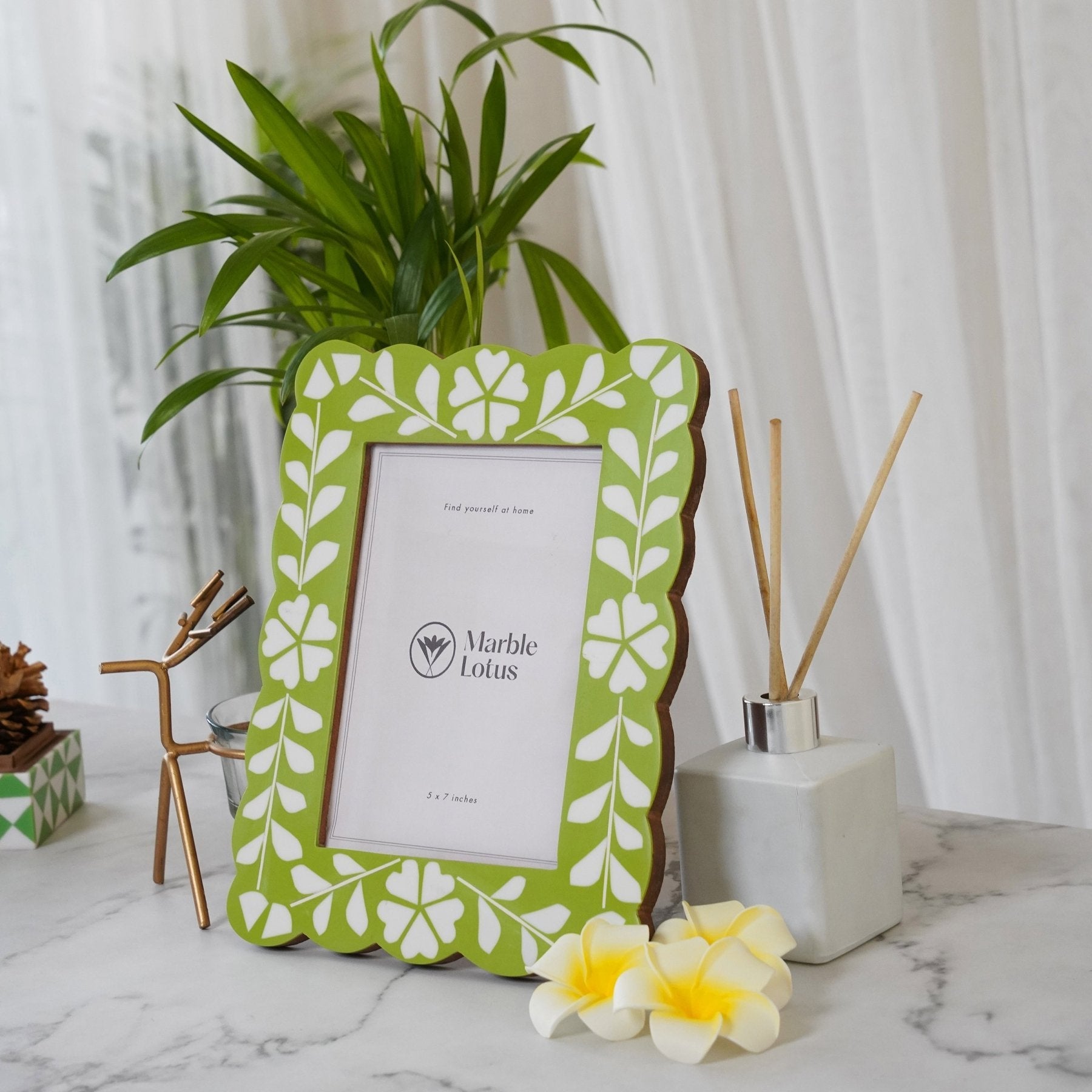 Wooden Inlay Frame - Marble Lotus - Wooden Inlay Frame