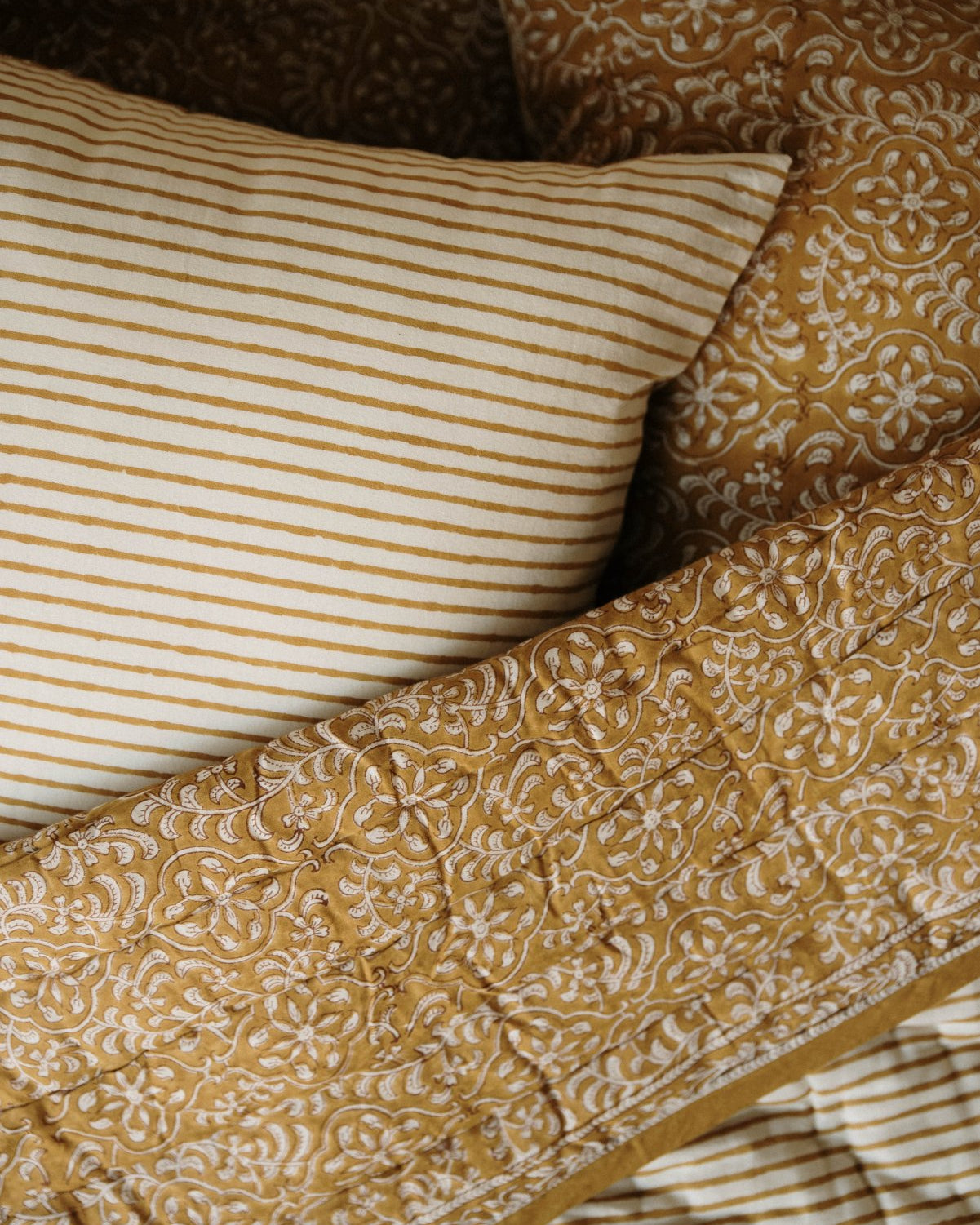 Zaal Block Printed Quilt - Marble Lotus - Zaal Block Printed Quilt