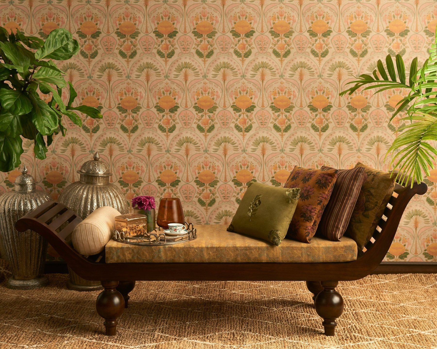 Great Moghol Traveller - Marble Lotus - Great Moghol Traveller