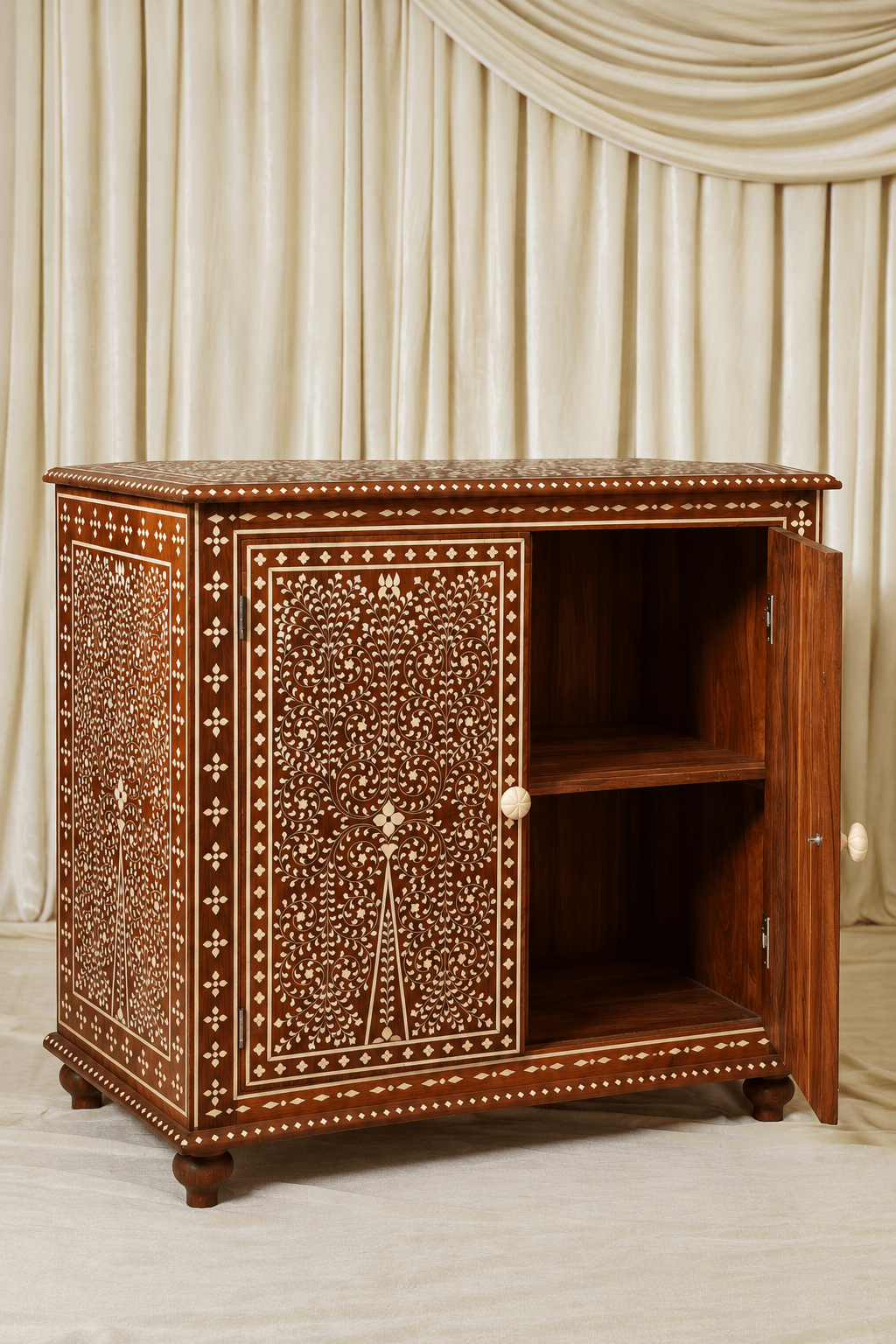 Maharani Heirloom Chest - Marble Lotus - Maharani Heirloom Chest