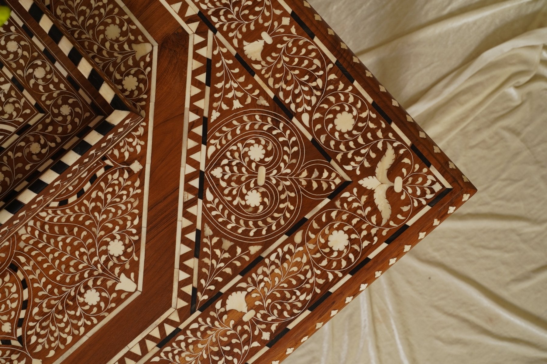 Maharani Royal Square Coffee Table - Marble Lotus - Maharani Royal Square Coffee Table