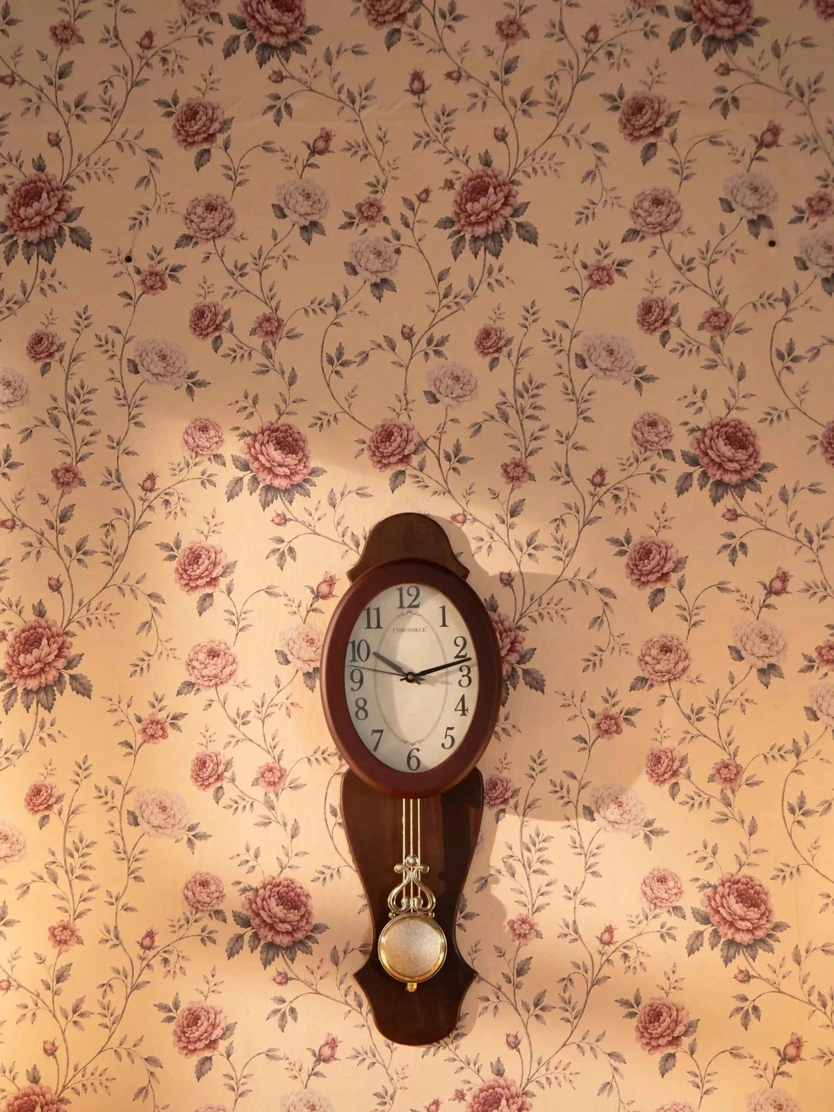 The Rose Heritage, English Floral Wallpaper - Marble Lotus - The Rose Heritage, English Floral Wallpaper